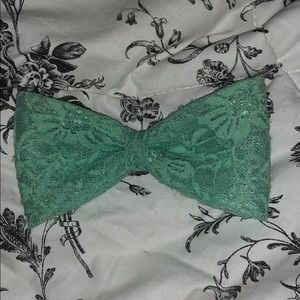 Teal bow